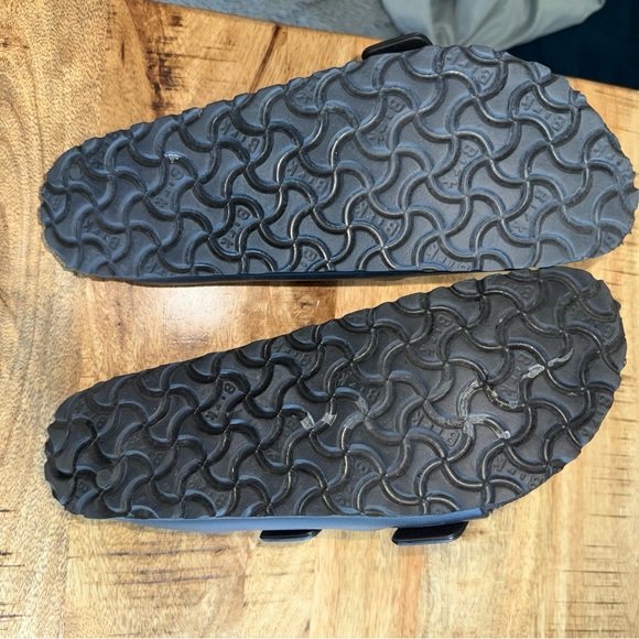 Birkenstock Arizona Black Slide Sandals - Picture 4 of 8